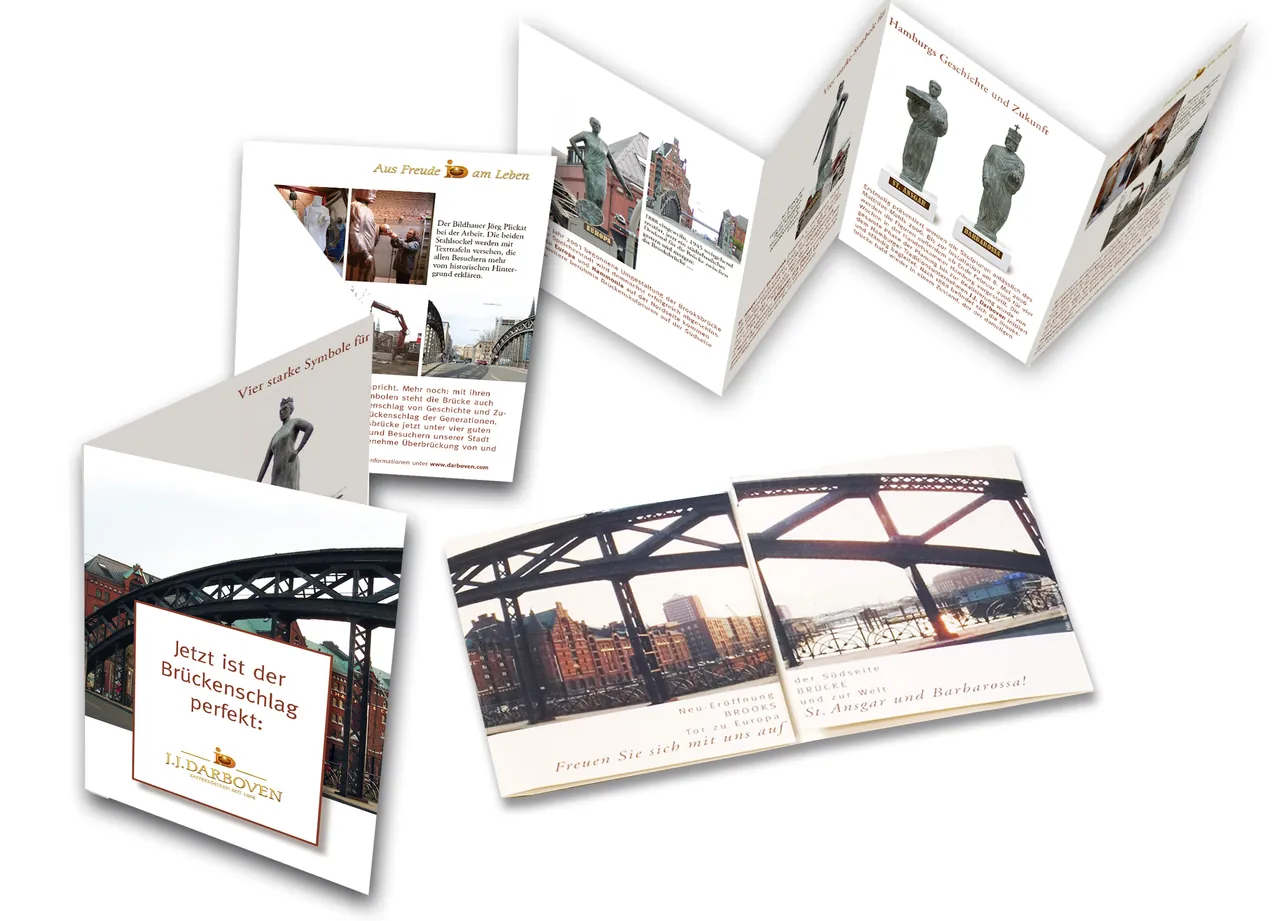 Infoflyer als Leporello mit Motiven der Brooksbrücke und der Brückenfiguren